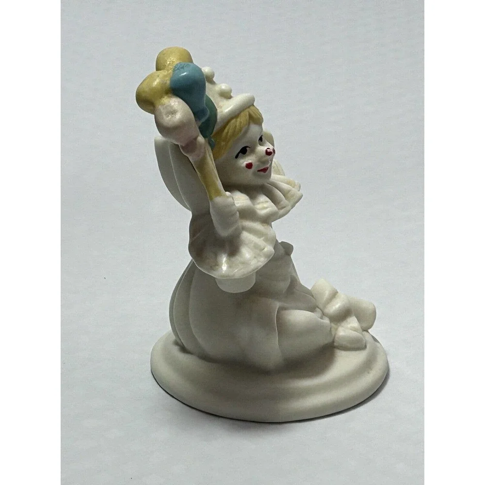 Vintage Ceramic‎ Hand Painted Clown with Balloons Figurine